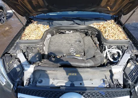 2021 Mercedes-Benz Glc 300 4Matic Coupe z USA, uszkodzony, nr VIN W1N0J8EBXMF906271